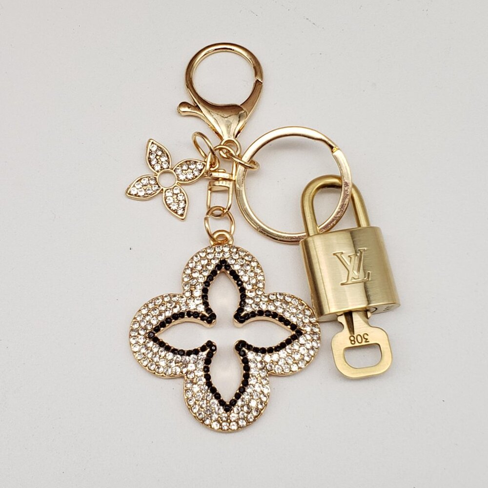 Authentic Louis Vuitton Gold Lock & Key 🔑 Bag Charm w/ Unbranded Clover Charm